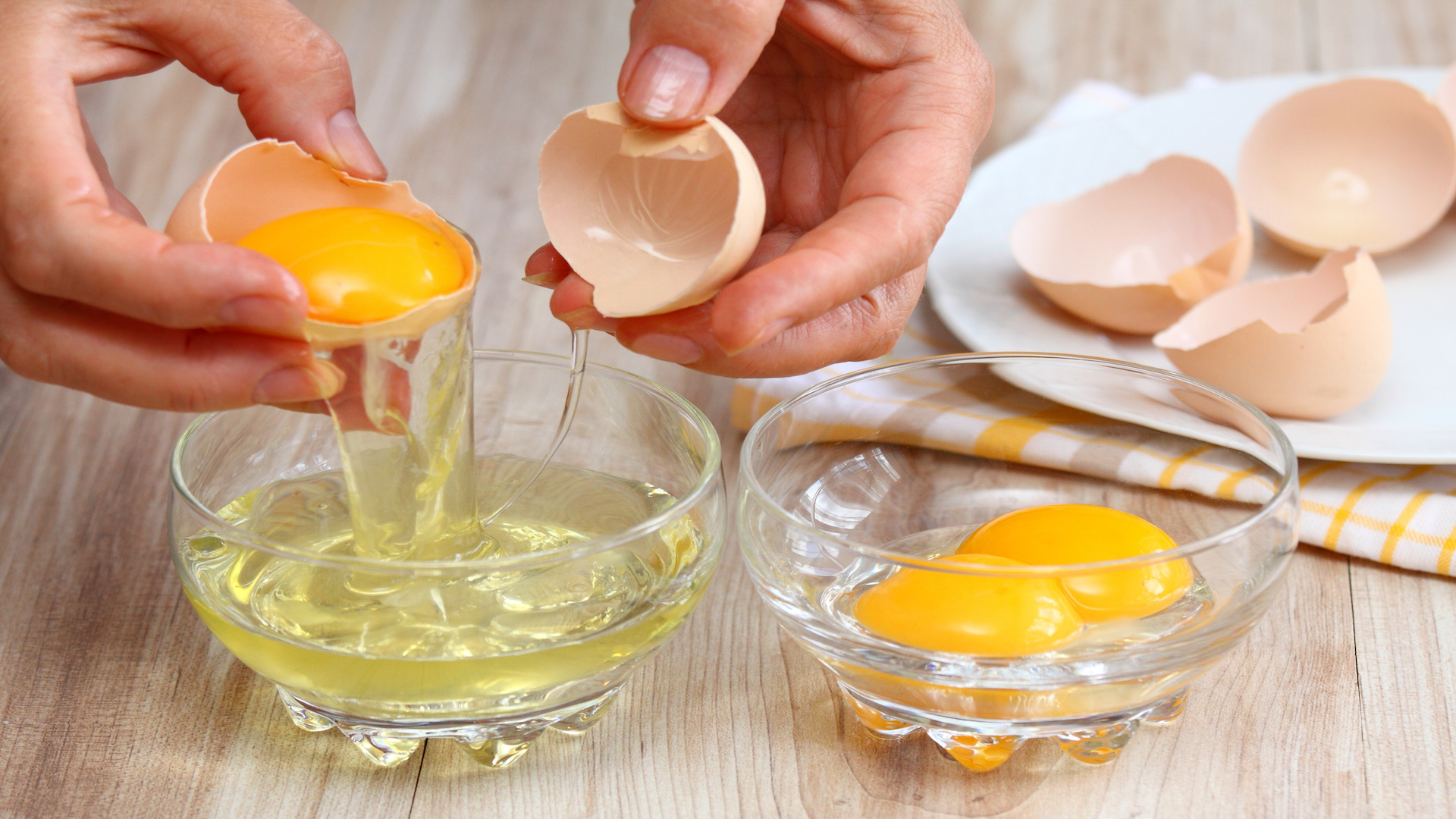 Перечислены основные преимущества яичных белков для здоровья