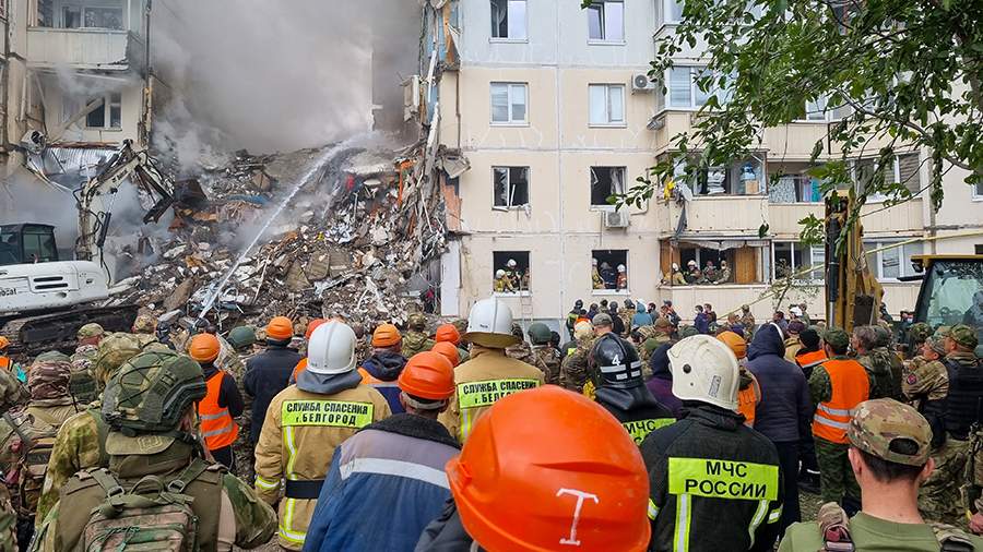 Тела двух человек достали из-под завалов многоэтажки в Белгороде